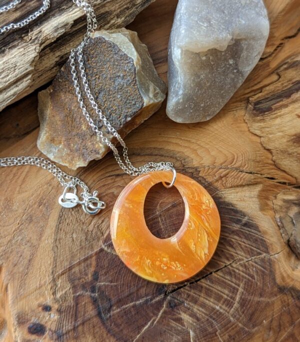 Amber Pendant - Silver chain
