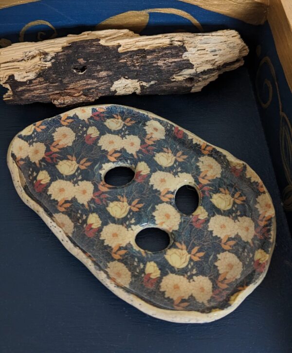 Summer Flowers Soap Dish - Image 4
