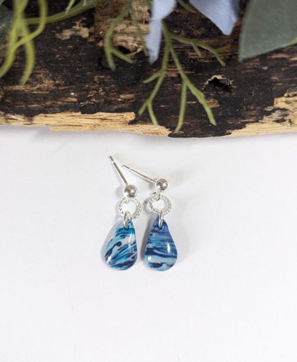 Sparkly Seas Dangly Earring Collection - Image 8