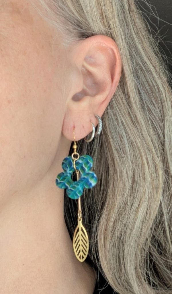 Coastal Escapes Dangly Earrings - Image 21