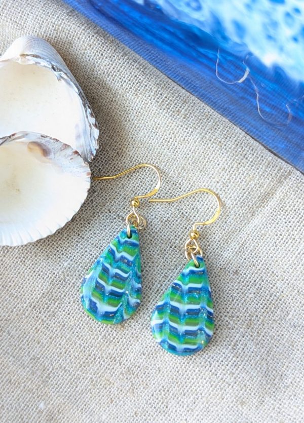 Coastal Escapes Dangly Earrings - Image 20