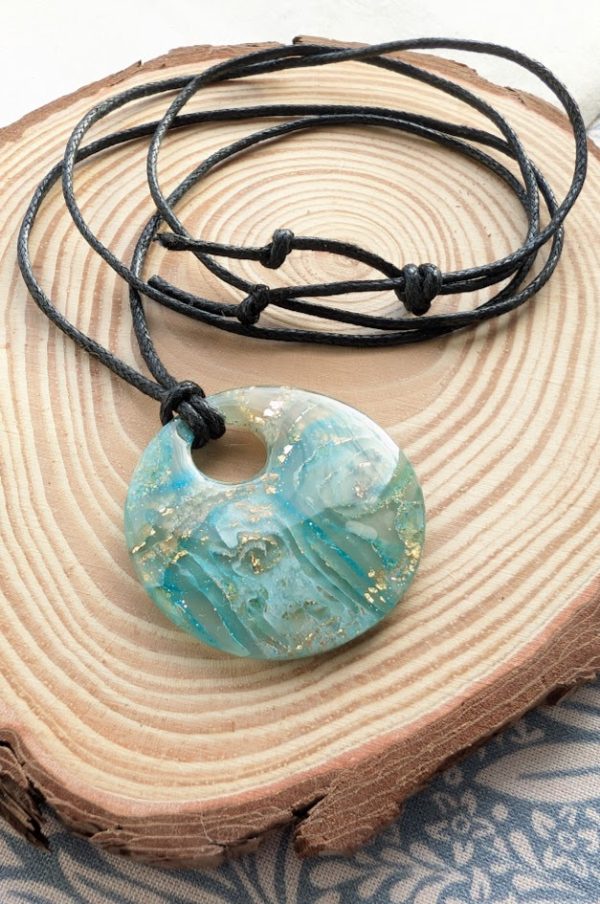 Bryony Pendant - stunning marble effect pendant in mint green colour